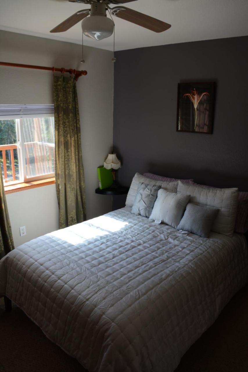 A Hyde Away Inn B&B ทอค ภายนอก รูปภาพ